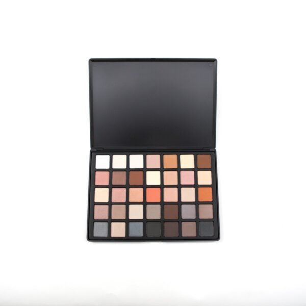 Paleta de Sombras de Ojos Ilena 35 Pro  Beauty Creations